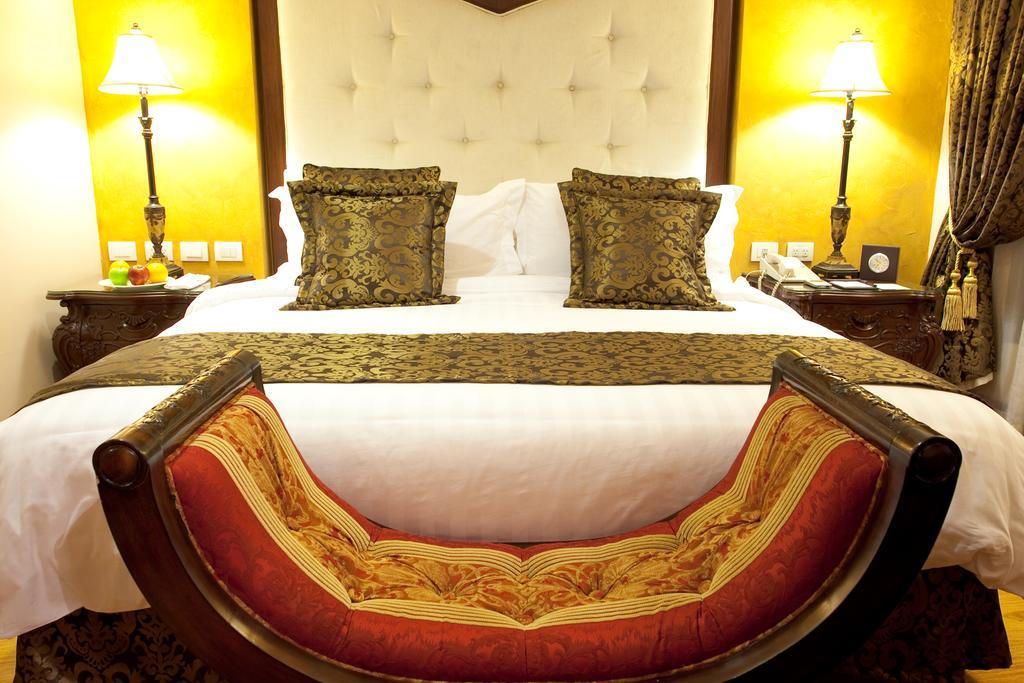 Hotel Celeste Makati Макати Экстерьер фото