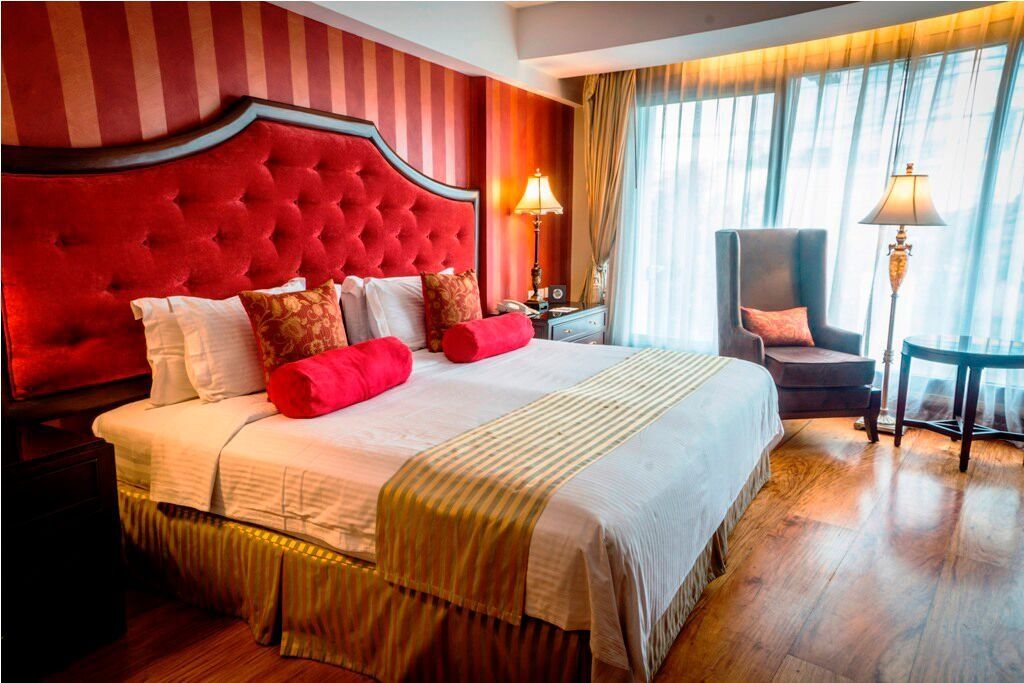 Hotel Celeste Makati Макати Экстерьер фото