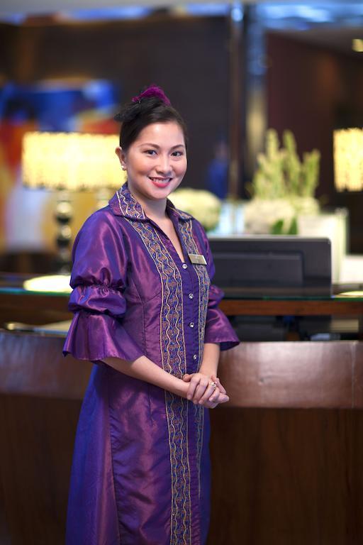 Hotel Celeste Makati Макати Экстерьер фото